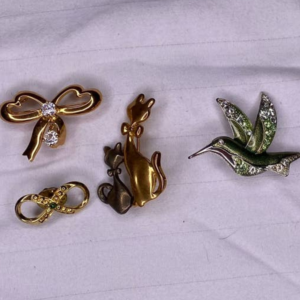 Miscellaneous Women’s Pins